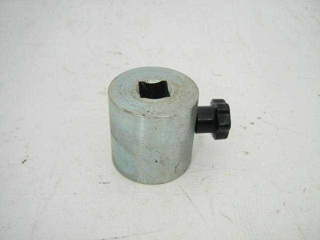 DIFFERENTIAL SHAFT SOCKET