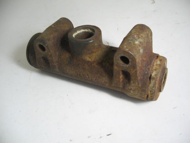 MASTER BRAKE CYLINDER CORE