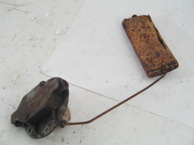 FUEL TANK SENDING UNIT