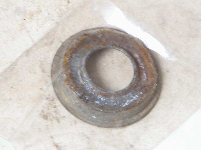 LOWER SHOCK RUBBER METAL CUP