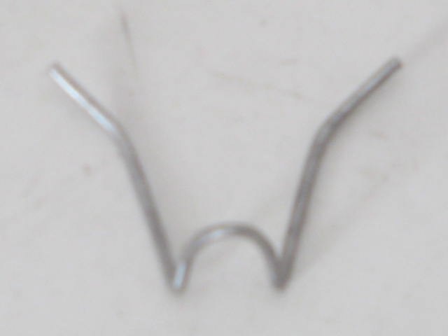 HEADLAMP RIM MOUNTING CLAMP