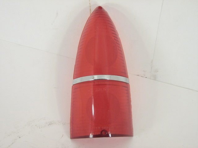 USA UPPER RED TAIL LAMP LENS