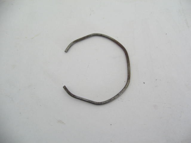 GENERATOR BEARING CLIP