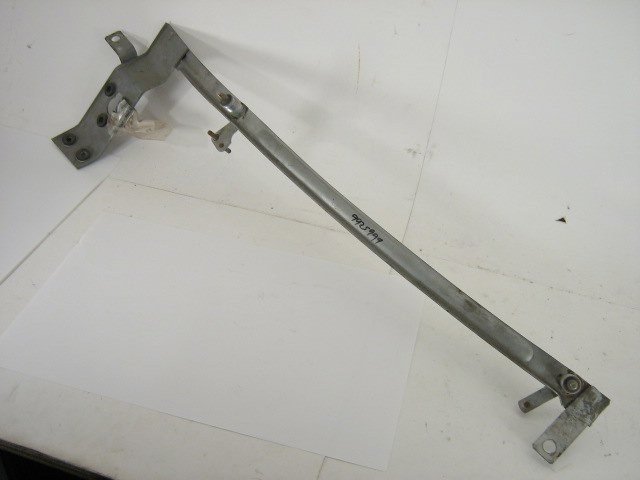 WIPER MOUNT ASSEMBLY