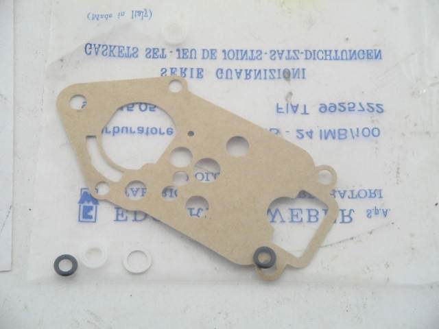THROTTLE SHAFT SEAL PAIR