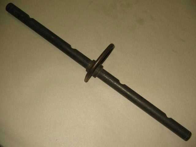 ROCKER ARM SHAFT WITH OIL FEED