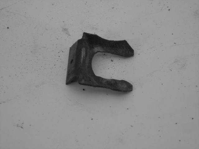 BRAKE HOSE RETAING CLIP