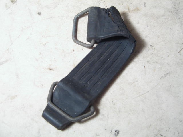 PAIR OF TOOL STRAP ENDS