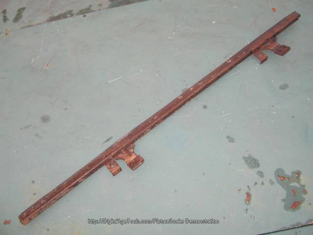 LEFT DOOR GLASS LOWER CHANNEL