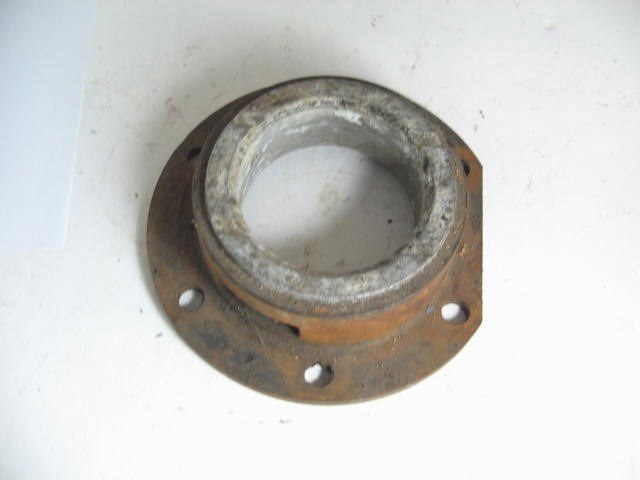 FRONT MAIN BEARING SUPPORT
