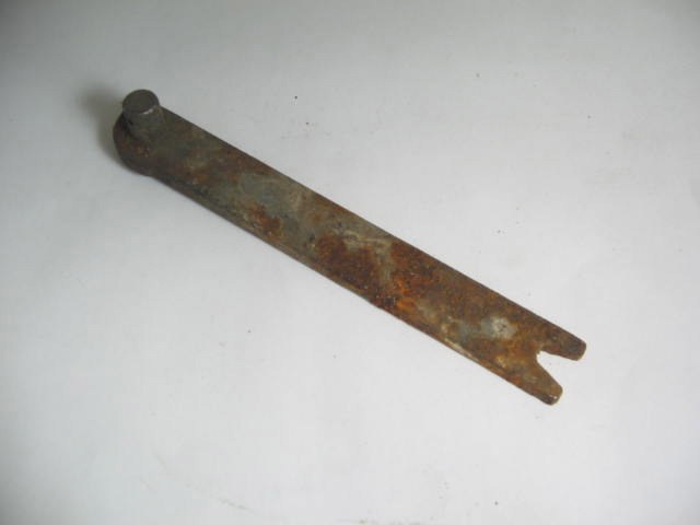 LEFT PARKING BRAKE SPREADER