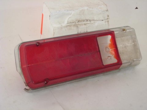 LEFT USA TAIL LAMP LENS