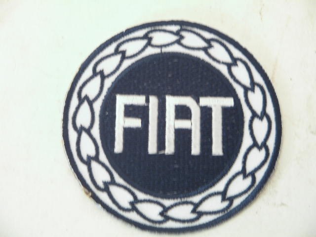 ROUND BLUE FIAT WREATH PATCH