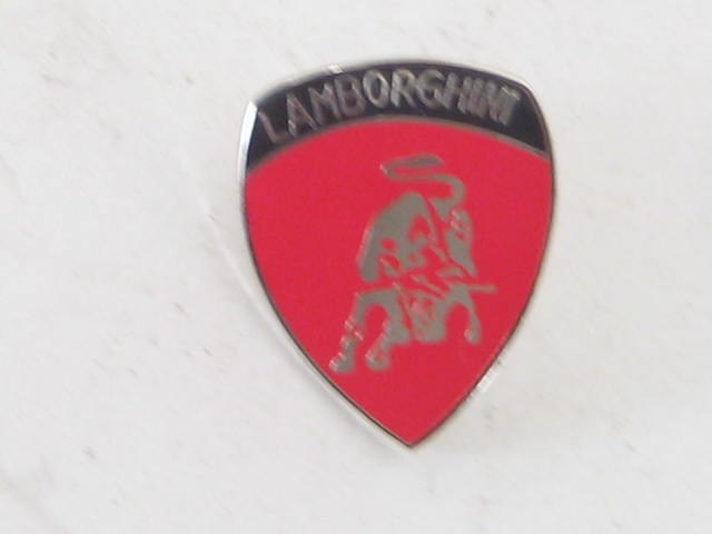 LAMBORGHINI SHEILD PIN