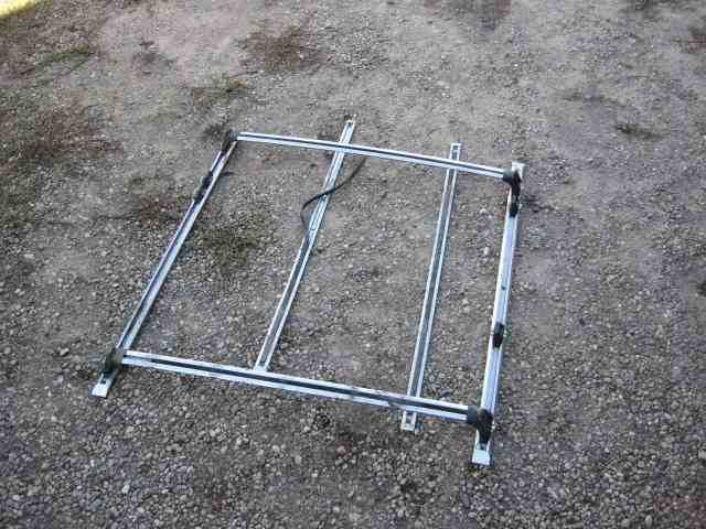ROOF RACK ASSEMBLY