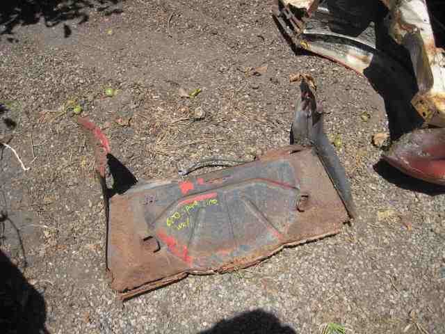 SPARE TIRE WELL W INNER STUFF