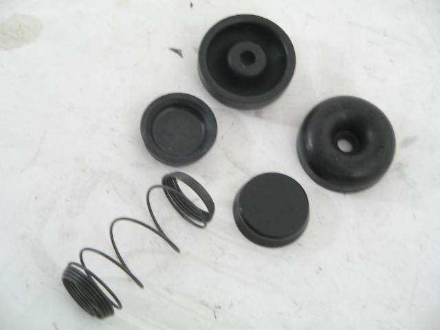 1 1/8" CUP STYLE W/CYLINDR KIT
