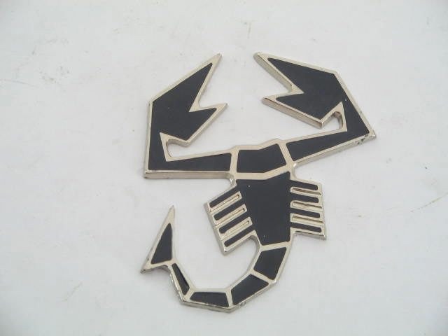 BLACK ABARTH METAL EMBLEM