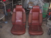 1979 TOBACCO SEAT PAIR