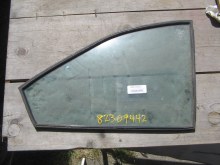 RIGHT REAR QUARTER GLASS