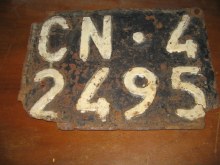 ITALIAN POST WAR METAL PLATE
