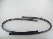 UPPER DOOR RUBBER GASKET SET