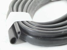 HARD TOP REAR BASE RUBBER SEAL