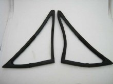 1967-82 WING VENT RUBBER PAIR