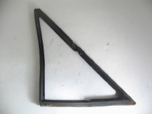 1967-82 RIGHT WING VENT RUBBER
