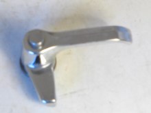 RIGHT WING VENT HANDLE KIT