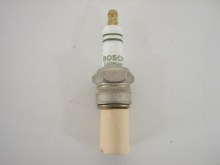 BOSCH NON RESISTOR SPARK PLUG