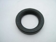 RIGHT TRANSAXLE OIL SEAL