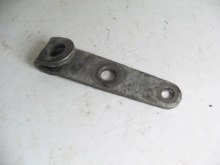 PEDAL LINKAGE IDLER LEVER