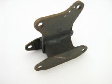 TRANSMISSION MOUNT