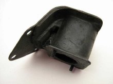RUBBER ENGINE MOUNT