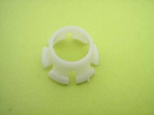 GEARSHIFT LEVER LOWER CLIP