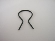 DOOR HANDLE RETAINING CLIP