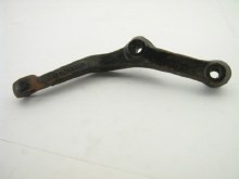 RIGHT STEERING ARM AT KNUCKLE
