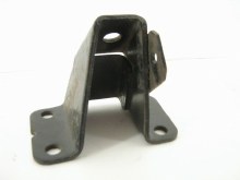 RIGHT ENGINE MOUNT SUPPORT