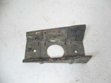 FRONT RIGHT BRACKET