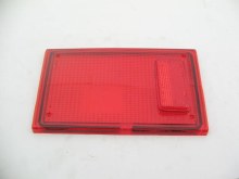 LEFT RED CENTER TAIL LAMP LENS