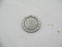 OE PAINTED FIAT WREATH EMBLEM