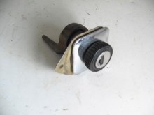 1974-78 GLOVE BOX LOCK ASSY