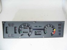 1974-75 INSTRUMENT PANEL