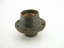 FRONT WHEEL HUB