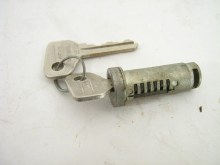 LOCK CYLINDER WITH 2 KEYS