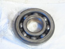 INPUT (OR OUTPUT) SHAFT BEARNG