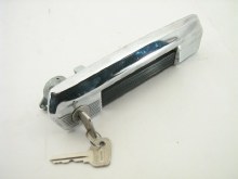 OUTSIDE DOOR HANDLE WITH KEY