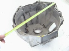 TRANSMISSION BELL HOUSING