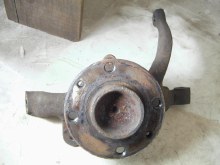 1979-88 RT FRONT SPINDLE ASSY